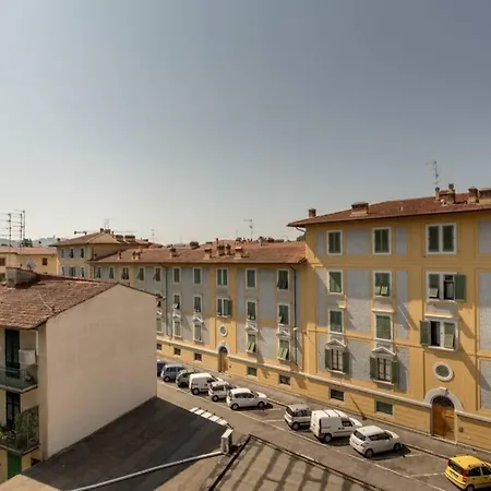 Sunny Floor In San Frediano Florence